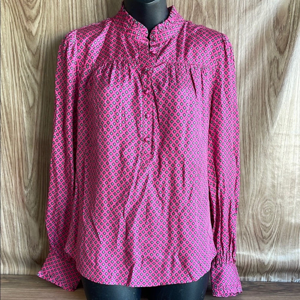 New without tags Pink Patterned Women's Top size S